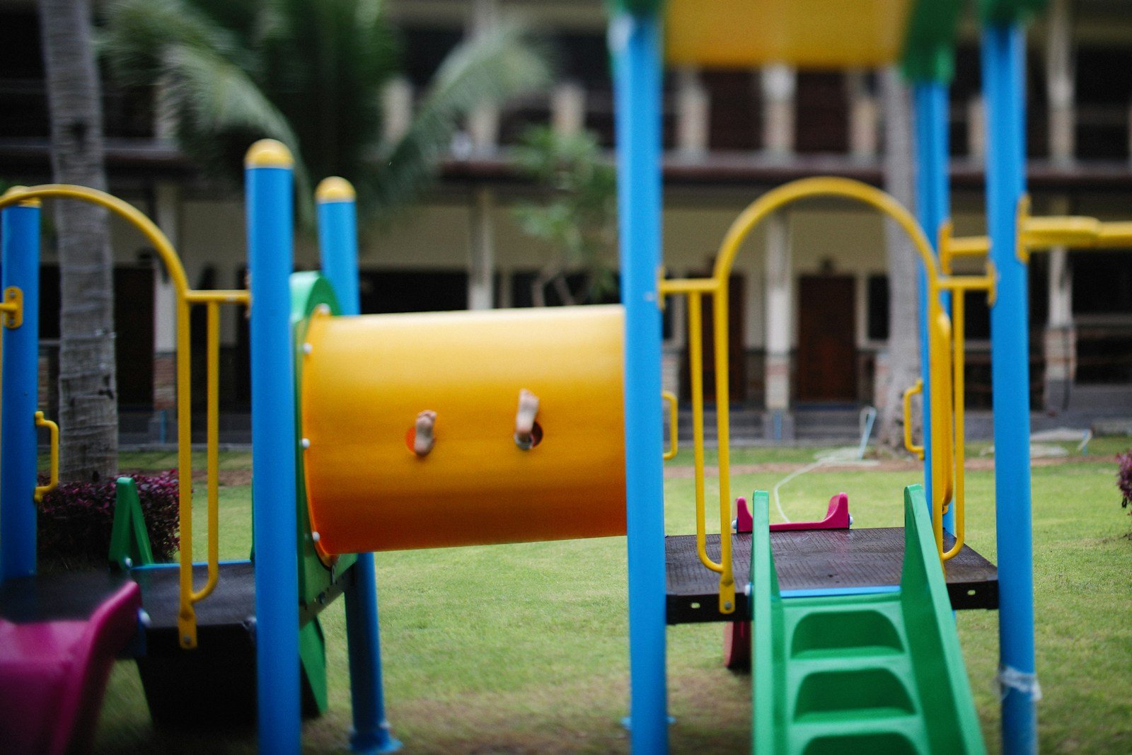 Uitje met kinderen bij twijfelachtig weer: kies een park met binnen én buiten
